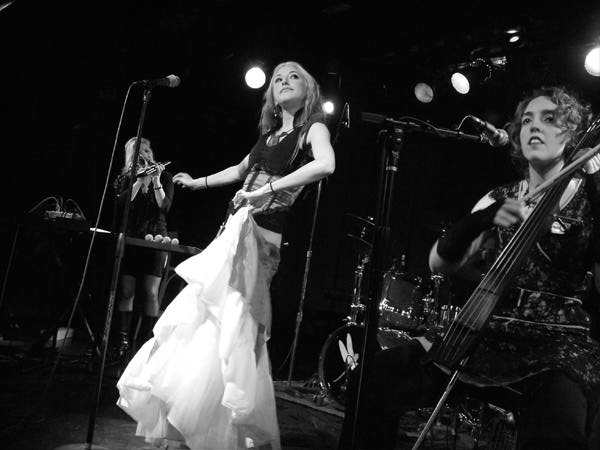 dresden dolls