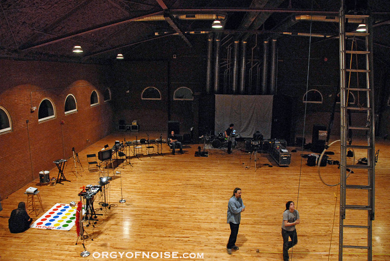 OON at Multimedia Circus