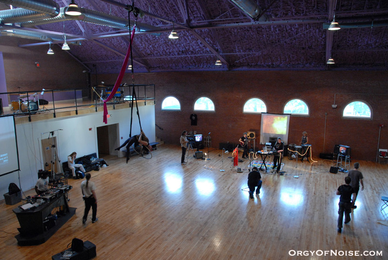 OON at Multimedia Circus