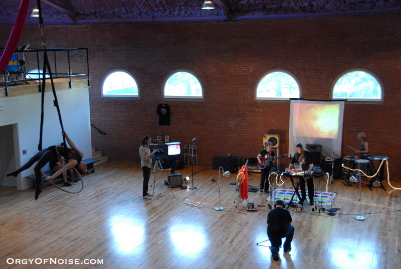 OON at Multimedia Circus
