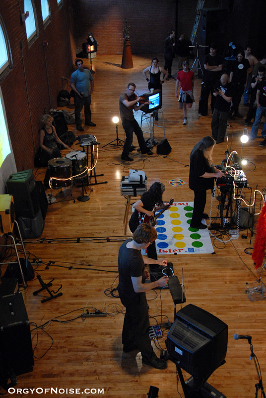 OON at Multimedia Circus