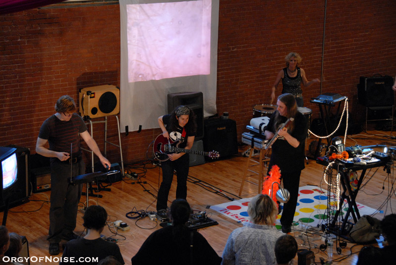 OON at Multimedia Circus