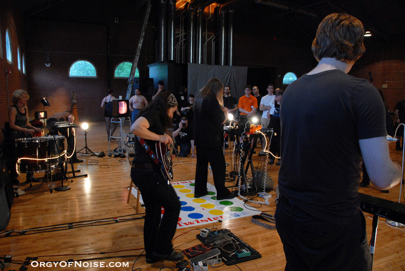 OON at Multimedia Circus