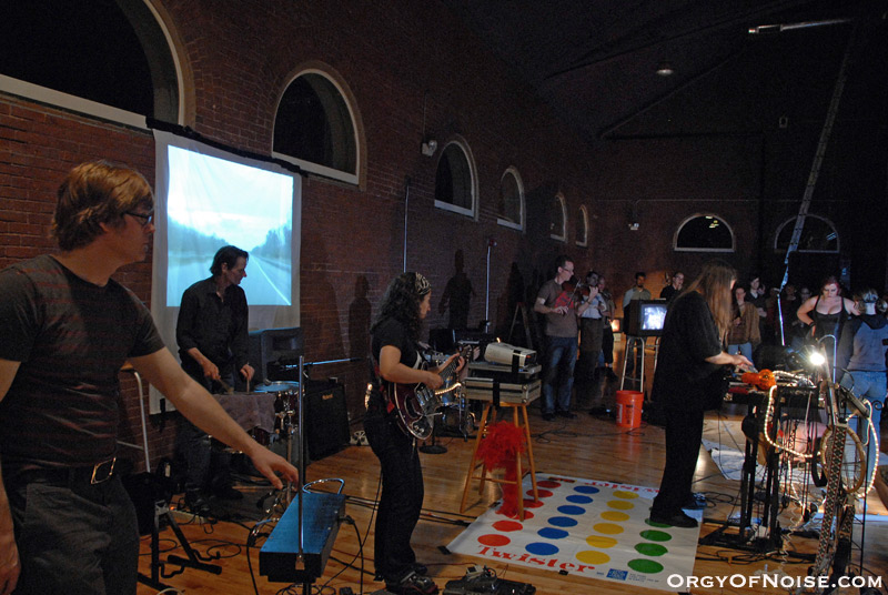 OON at Multimedia Circus