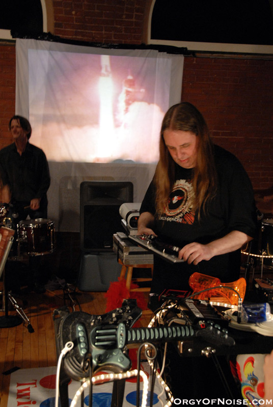 OON at Multimedia Circus