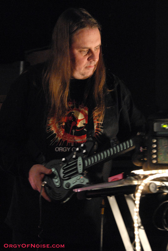 NOISE NIGHT