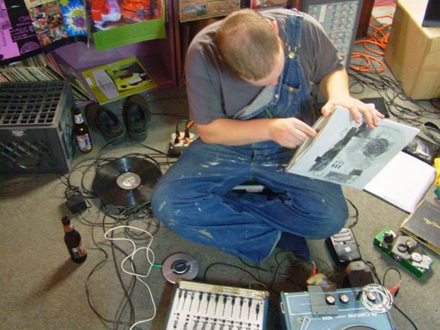 tv_oct4_btm_2473